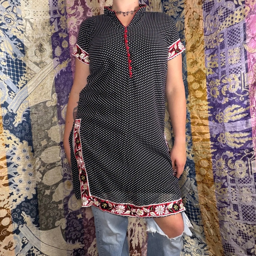 Black+White Polka Dot Embroidered Floral Mandarin Collar Tunic Kurti Size M